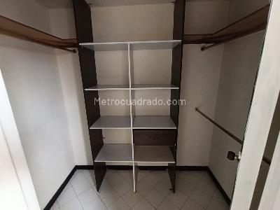 Apartamento de 3 alcobas en arriendo en Carlos E, Medellín, 94 m² · foto 13 de 15