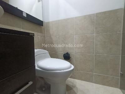 Apartamento de 4 alcobas en arriendo en La Calera, Medellín, 250 m² · foto 18 de 20