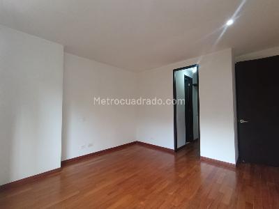 Apartamento de 4 alcobas en arriendo en La Calera, Medellín, 250 m² · foto 20 de 20