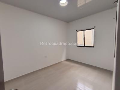 Apartamento de 2 alcobas en arriendo en La Castellana, Medellín, 50 m² · foto 4 de 11