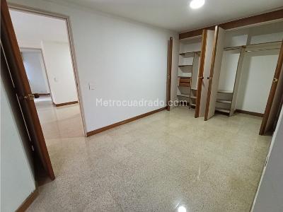 Apartamento en venta en Laureles, Medellín · foto 10 de 20