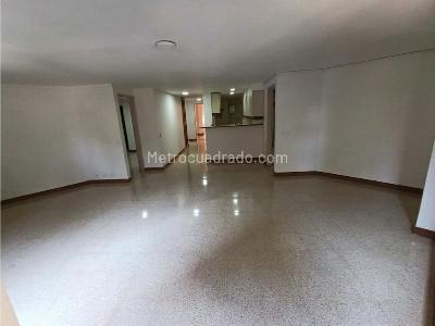 Apartamento en venta en Laureles, Medellín · foto 14 de 20