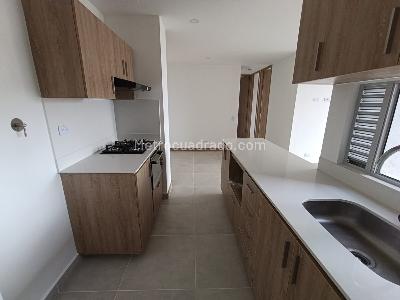Apartamento de 3 alcobas en arriendo en Los Colegios, Rionegro, 66 m² · foto 4 de 13