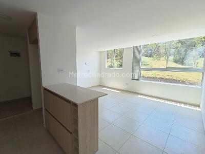 Apartamento de 2 alcobas en arriendo en Tranvia, Rionegro, 52 m² · foto 2 de 10
