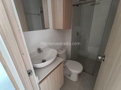 Apartamento de 2 alcobas en arriendo en Tranvia, Rionegro, 52 m² · foto 8 de 10