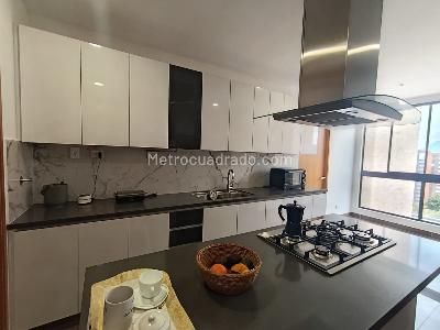Apartamento de 3 alcobas en arriendo en La Calera, Medellín, 240 m² · foto 8 de 17