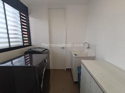 Apartamento de 3 alcobas en arriendo en La Calera, Medellín, 240 m² · foto 10 de 17