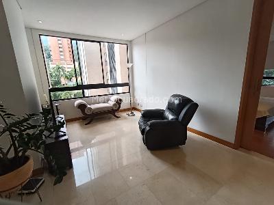 Apartamento de 3 alcobas en arriendo en La Calera, Medellín, 240 m² · foto 11 de 17