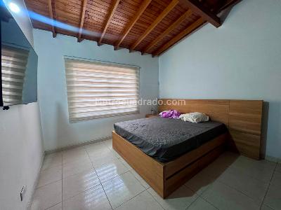 Casa de 3 alcobas en arriendo en La Mina, Envigado, 147 m² · foto 8 de 19