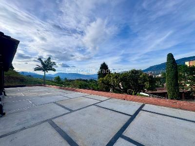 Casa de 3 alcobas en arriendo en La Mina, Envigado, 147 m² · foto 18 de 19