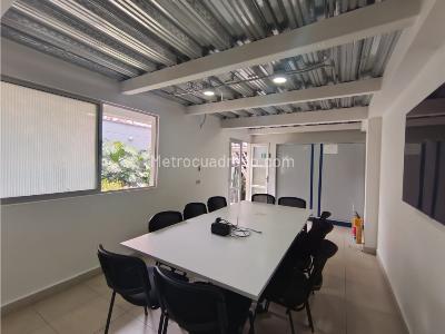 Casa de 5 alcobas en venta en Suramericana, Medellín, 423 m² · foto 15 de 20