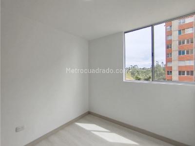 Apartamento de 3 alcobas en venta en Alto Bonito, Rionegro, 60 m² · foto 4 de 7