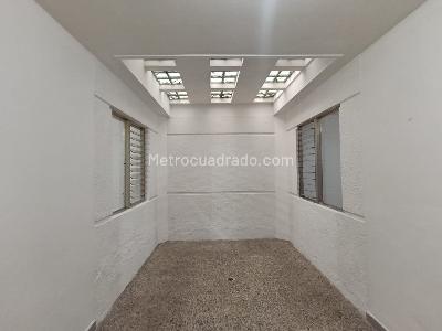 Casa en arriendo en San Miguel, Medellín, 320 m² · foto 11 de 17
