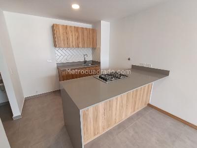 Apartamento de 2 alcobas en arriendo en Prados De Sabaneta, Sabaneta, 74 m² · foto 12 de 16