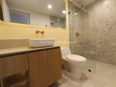 Apartamento de 5 alcobas en arriendo en San Lucas, Medellín, 240 m² · foto 12 de 20