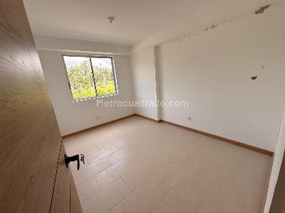 Apartamento de 3 alcobas en arriendo en Galicia, Pereira, 85 m² · foto 7 de 14