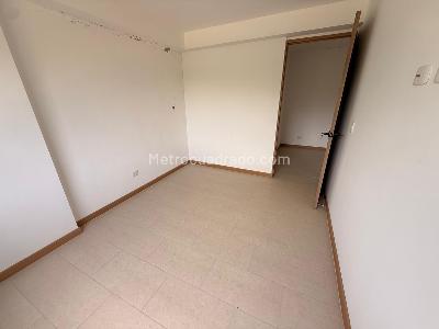 Apartamento de 3 alcobas en arriendo en Galicia, Pereira, 85 m² · foto 9 de 14