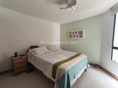 Apartamento de 3 alcobas en arriendo en Patio Bonito, Medellín, 130 m² · foto 13 de 20