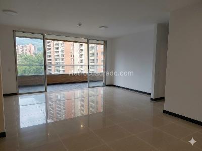 Apartamento de 3 alcobas en arriendo en Loma De Las Santas, Medellín, 144 m² · foto 2 de 20