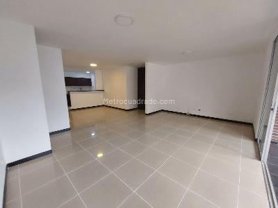 Apartamento de 3 alcobas en arriendo en Loma De Las Santas, Medellín, 144 m² · foto 8 de 20