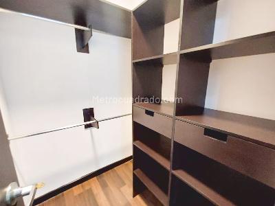 Apartamento de 3 alcobas en arriendo en Loma De Las Santas, Medellín, 144 m² · foto 11 de 20