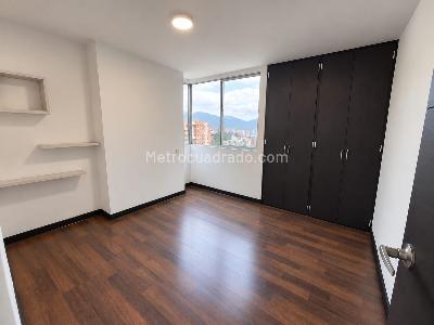 Apartamento de 3 alcobas en arriendo en Loma De Las Santas, Medellín, 144 m² · foto 13 de 20