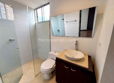 Apartamento de 3 alcobas en arriendo en Loma De Las Santas, Medellín, 144 m² · foto 16 de 20