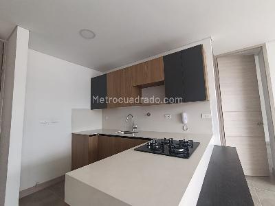 Apartamento de 1 alcoba en arriendo en Los Balsos, Medellín, 67 m² · foto 6 de 12