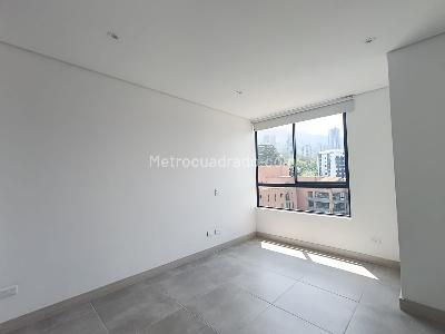 Apartamento de 1 alcoba en arriendo en Los Balsos, Medellín, 67 m² · foto 10 de 12