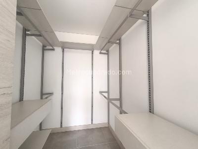 Apartamento de 1 alcoba en arriendo en Los Balsos, Medellín, 67 m² · foto 11 de 12