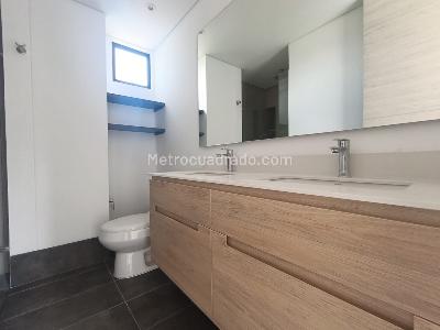 Apartamento de 1 alcoba en arriendo en Los Balsos, Medellín, 67 m² · foto 12 de 12