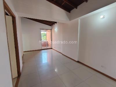 Apartamento de 3 alcobas en arriendo en La América, Medellín, 80 m² · foto 4 de 15