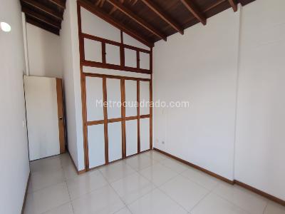 Apartamento de 3 alcobas en arriendo en La América, Medellín, 80 m² · foto 5 de 15