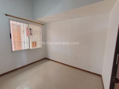 Apartamento de 3 alcobas en arriendo en La América, Medellín, 80 m² · foto 11 de 15
