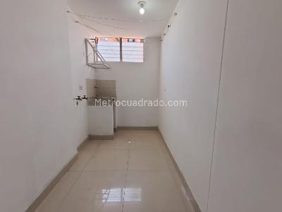 Apartamento de 3 alcobas en arriendo en La América, Medellín, 80 m² · foto 15 de 15