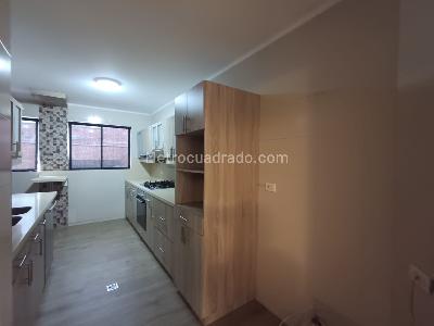 Casa de 3 alcobas en arriendo en Los Balsos, Medellín, 210 m² · foto 7 de 20