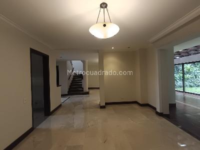 Casa de 3 alcobas en arriendo en Los Balsos, Medellín, 210 m² · foto 14 de 20