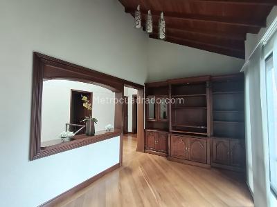 Casa de 3 alcobas en arriendo en Los Balsos, Medellín, 210 m² · foto 18 de 20
