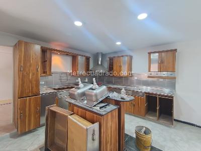Casa de 1 alcoba en arriendo en Rosales, Medellín, 91 m² · foto 6 de 12