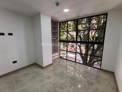 Apartamento de 1 alcoba en arriendo en Boston, Medellín, 20 m² · foto 5 de 9