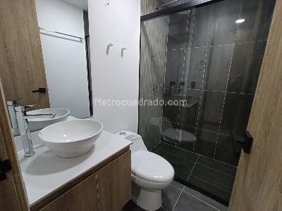 Apartamento de 1 alcoba en arriendo en Boston, Medellín, 20 m² · foto 7 de 9