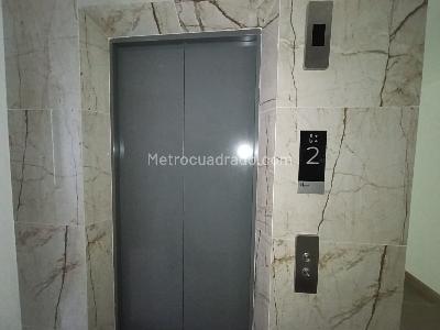 Apartamento de 1 alcoba en arriendo en Boston, Medellín, 20 m² · foto 9 de 9