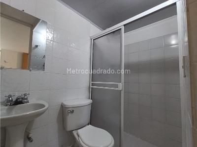Apartamento de 3 alcobas en venta en Madera, Bello, 61 m² · foto 11 de 17