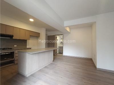 Apartamento de 3 alcobas en venta en Cuidad Del Rio, Medellín, 79 m² · foto 4 de 19