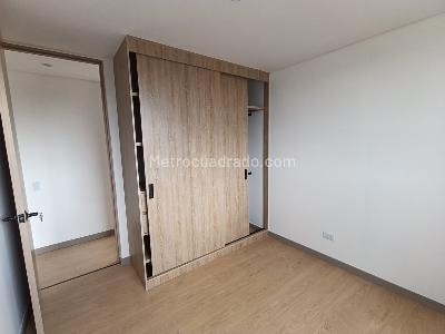 Apartamento de 2 alcobas en arriendo en San Antonio De Pereira, Rionegro, 75 m² · foto 8 de 11