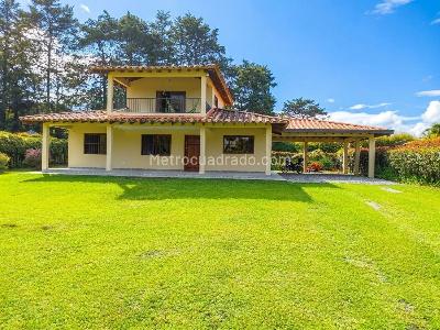 Country house for rent in Llano Grande, Rionegro