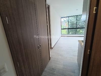 Apartamento de 1 alcoba en arriendo en San Lucas, Medellín, 52 m² · foto 16 de 20