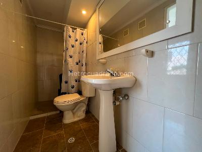 Apartamento de 4 alcobas en arriendo en La Aguacatala, Medellín, 130 m² · foto 8 de 11