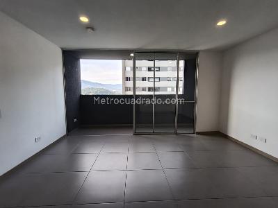 Apartamento de 2 alcobas en arriendo en Guayabal, Medellín, 67 m² · foto 3 de 13