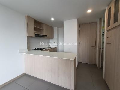 Apartamento de 2 alcobas en arriendo en Guayabal, Medellín, 67 m² · foto 7 de 13